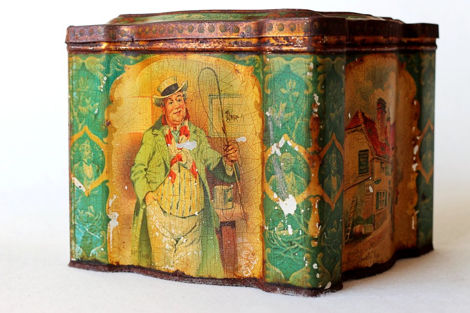 KEEN'S MUSTARD TIN CHARLES DICKENS c1900