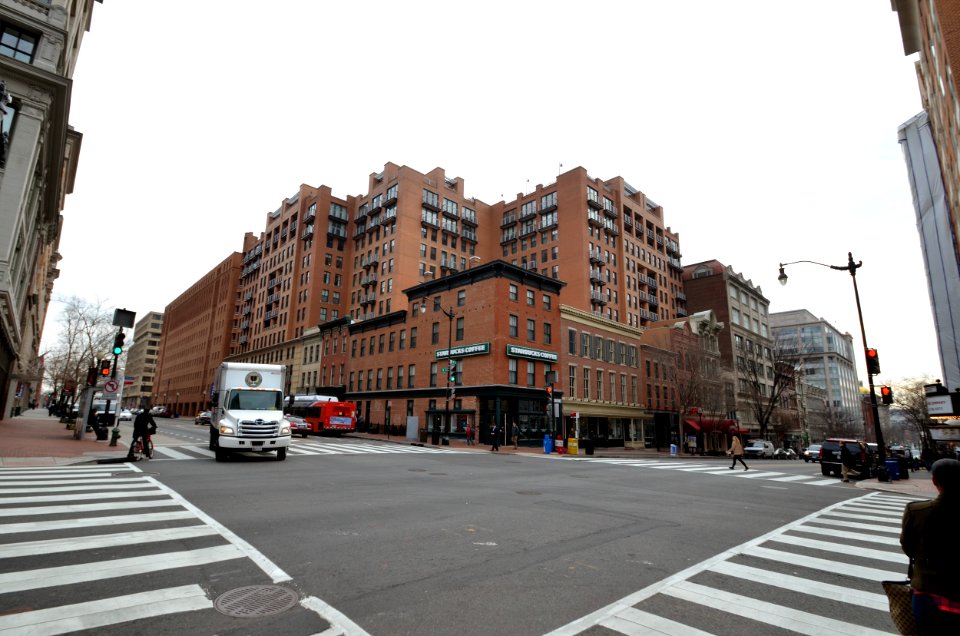 old apartment 7th and E NW