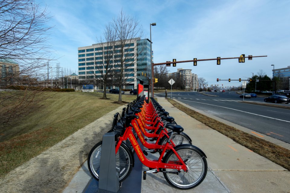 New station no. 438 - Sunset Hills Rd & Discovery Square (Reston)