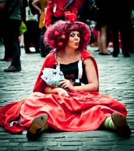 Performers make up costumes photo