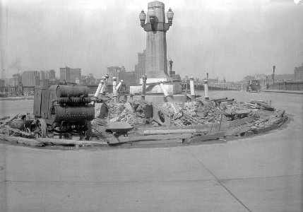 north-end-of-Liberty-Tubes-traffic-circle-1933 photo