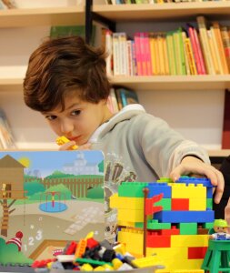 Constructor architect fantasy