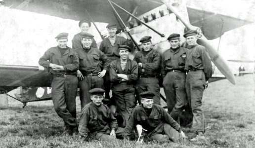 A group sailors before A Fokker D VII
