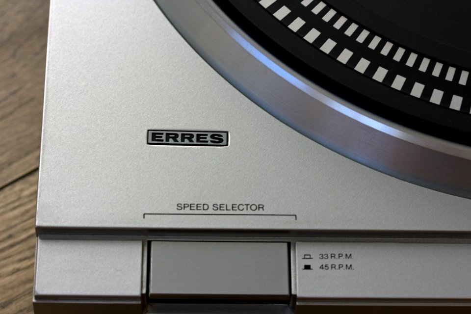 Erres RT 134 Semi  Automatic Turntable speed selector