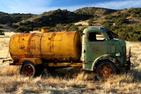 OLD WATER TRUCK, Near Cottonwood Spring, Carrizo Plain Nat Mon -03