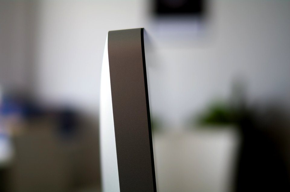 the new iMac 21.5" and buttery bokeh