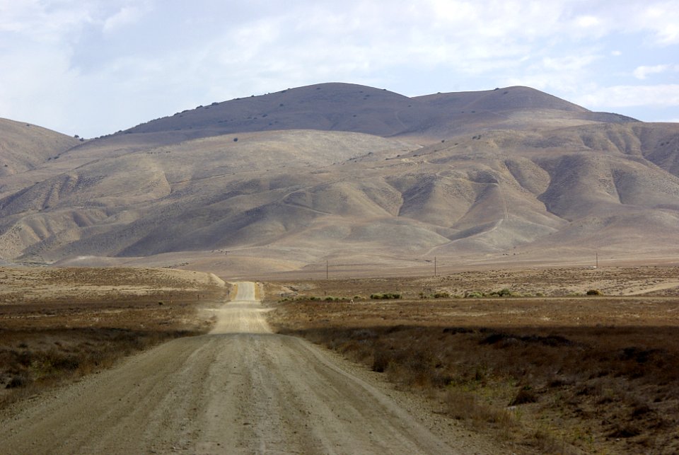 TEMBLORS FROM SEVEN-MILE RD -003