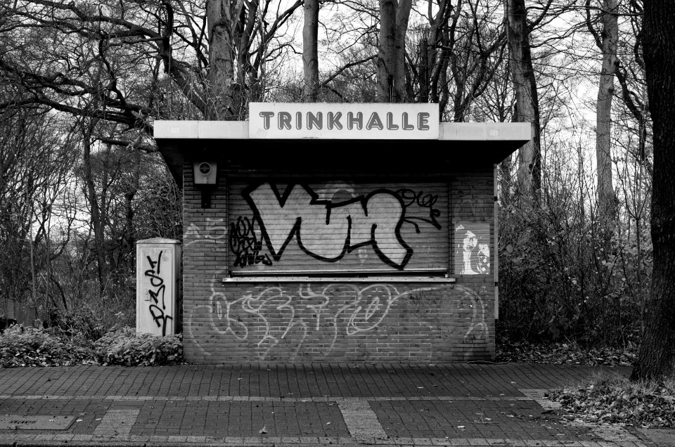 geschlossene Trinkhalle