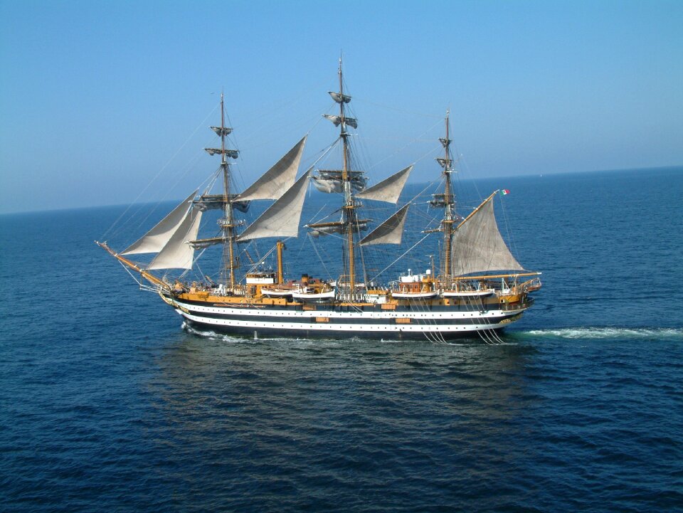 Holland dutch vessel