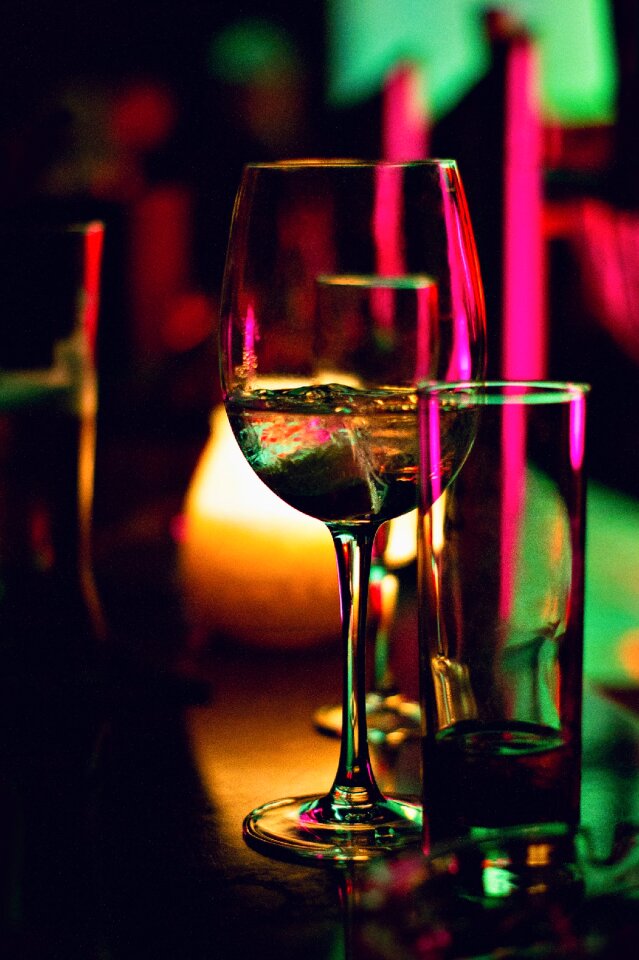 Bar alcohol beverage