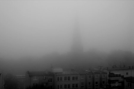 St. Marien am Morgen im Nebel photo