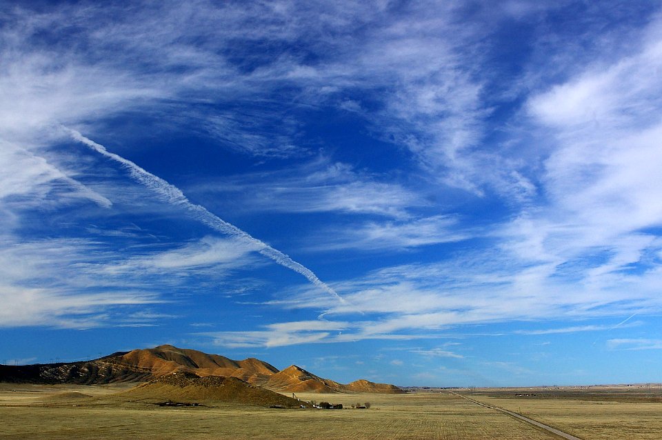 LOOKING NORTH ALONG SODA LAKE RD