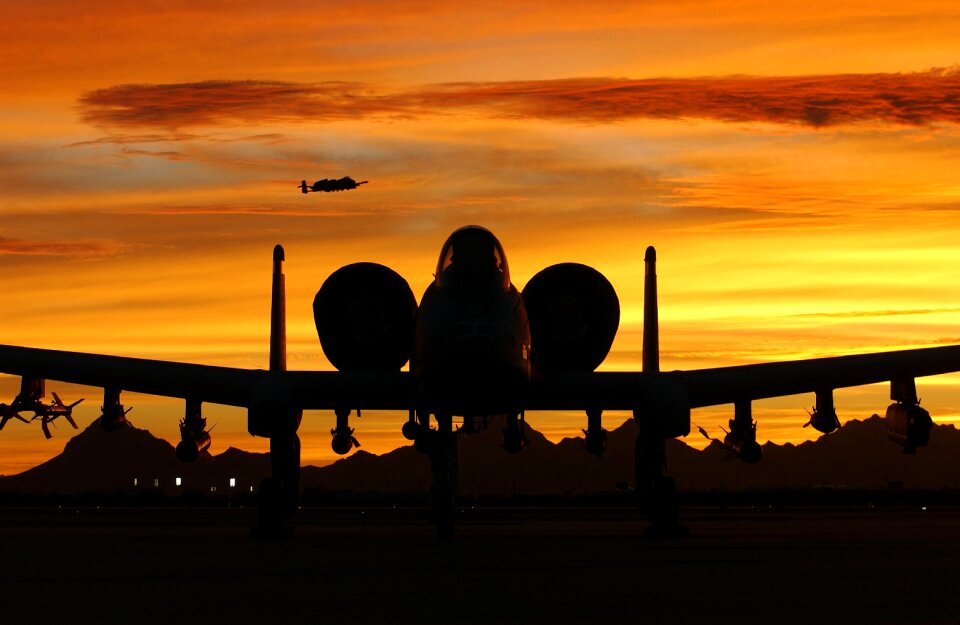 Sunset thunderbolt a-10