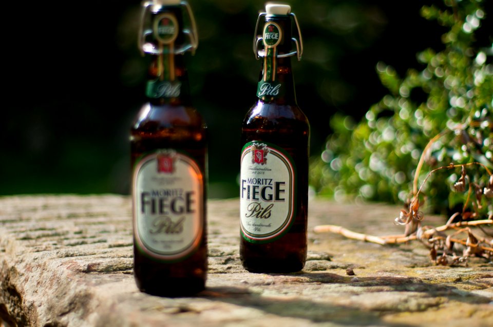 Beer and bokeh on a sunny saturday afternoon