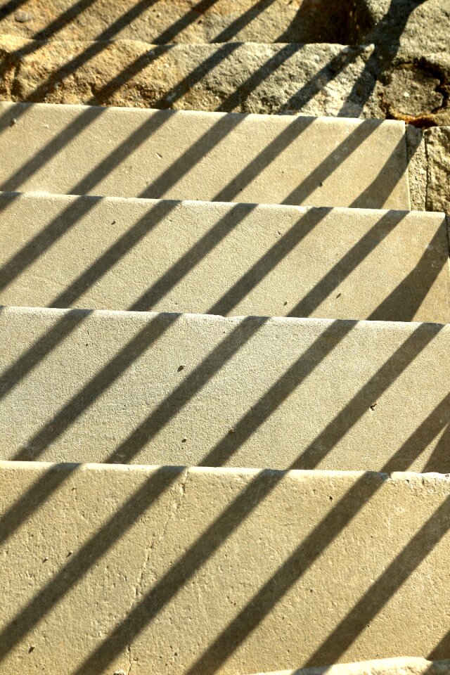 Shadow staircase light