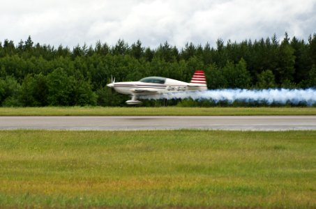 Extra EA-300