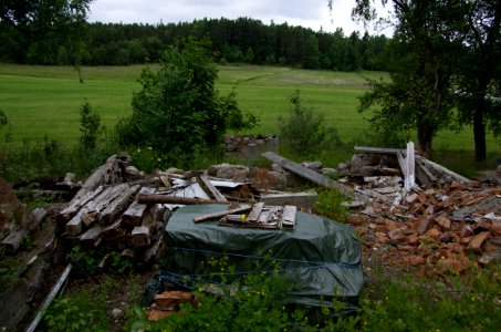 Rivning av sista delarna av gamla huset
