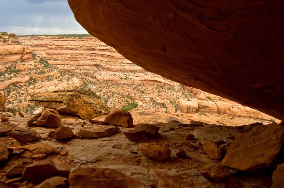 Large rock overhang at Cedar Mesa