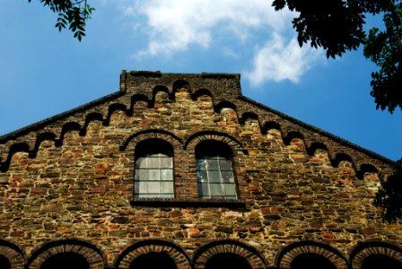 gable wall photo