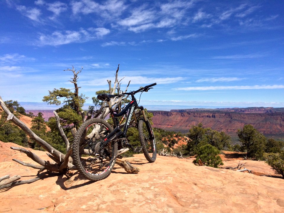 Upper Porcupine Rim Trail