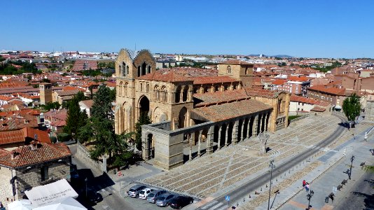 Avila - basilica San Vicente 8
