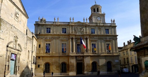 Arles - city hall classical architecture 17 ct