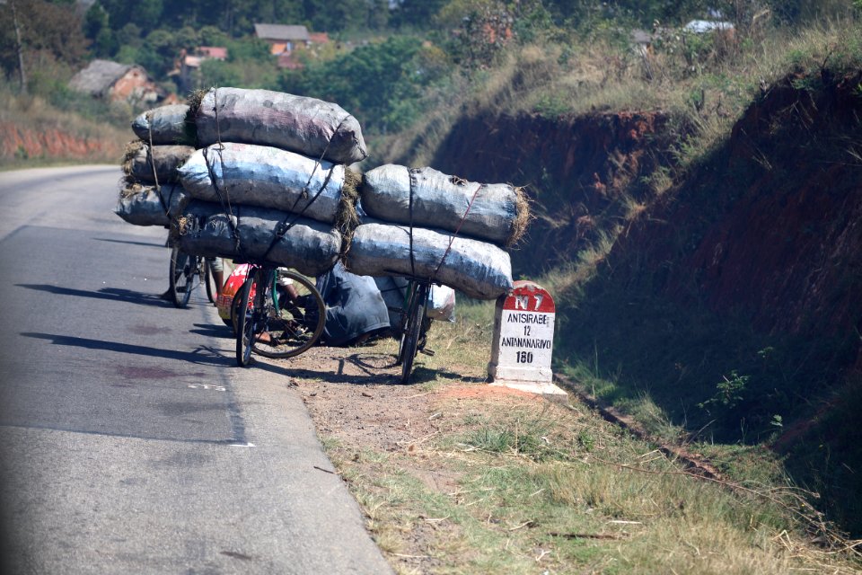 De Ambopsitra a Antsirabe