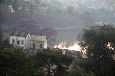 L'aube près du Lac Anosy a Antananarivo
