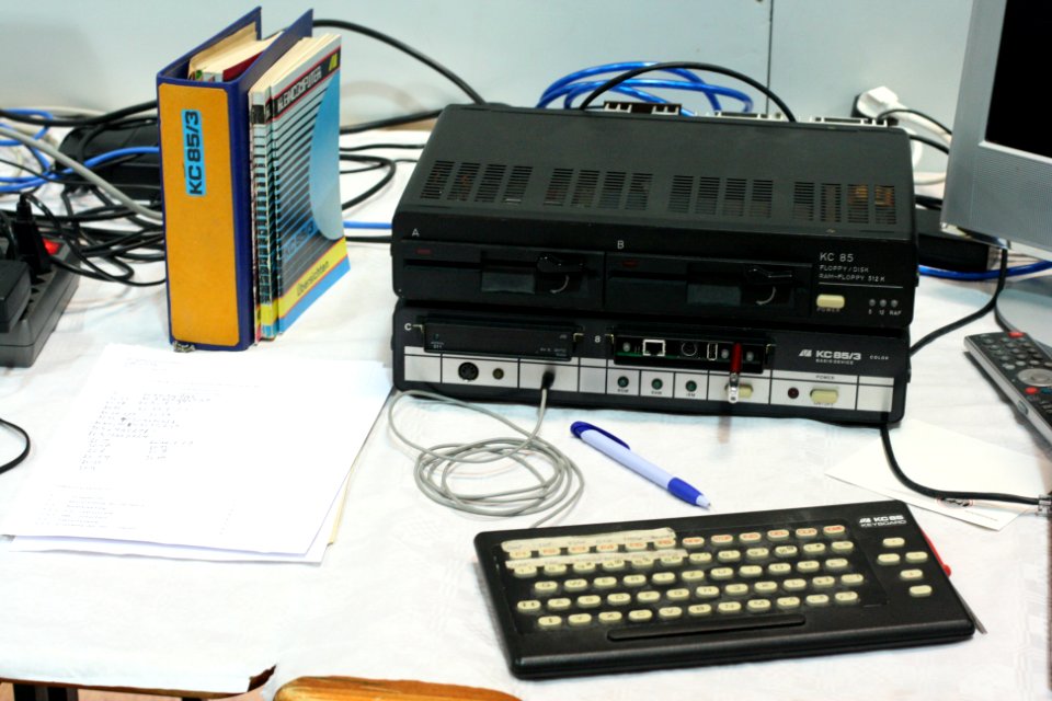 KC-85/3 mit Floppy Disk Station