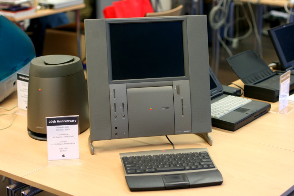 20th Anniversary iMac with Bose Sound System