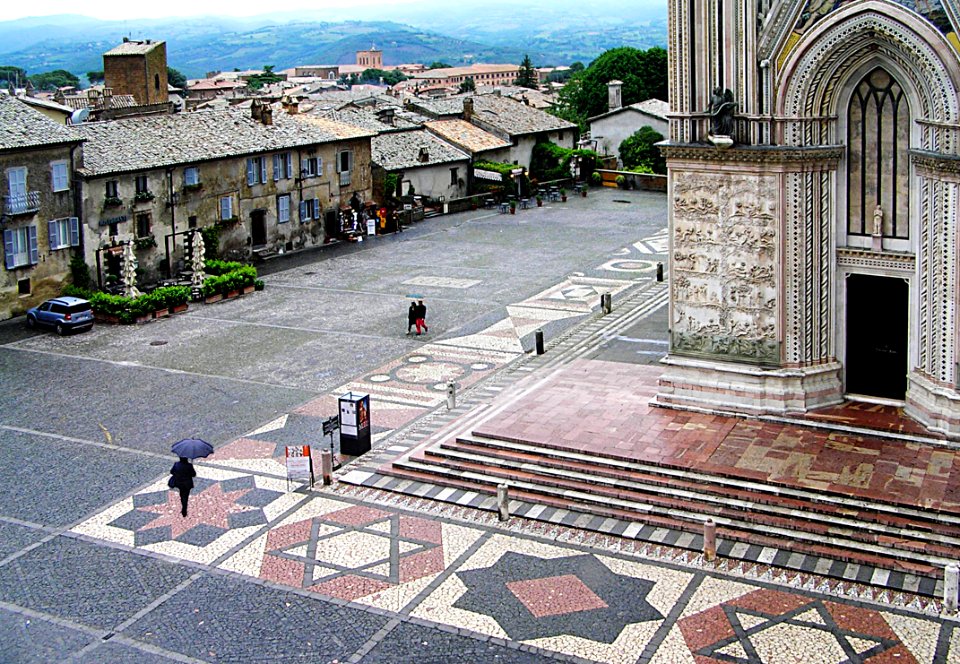 Orvieto, Piazza del Duomo