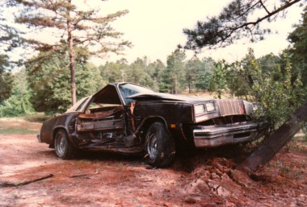 Wrecked Olds photo