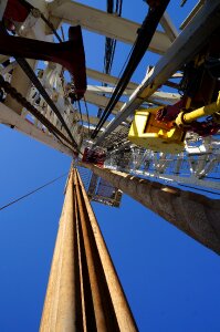 Search oil rig drilling rig