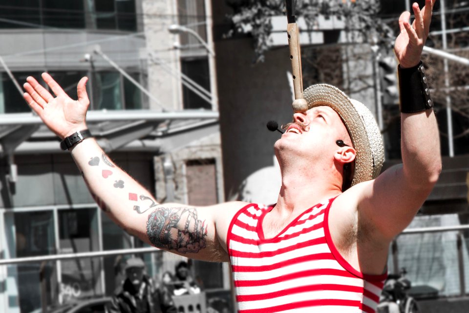 Busker Yonge-Dundas Square