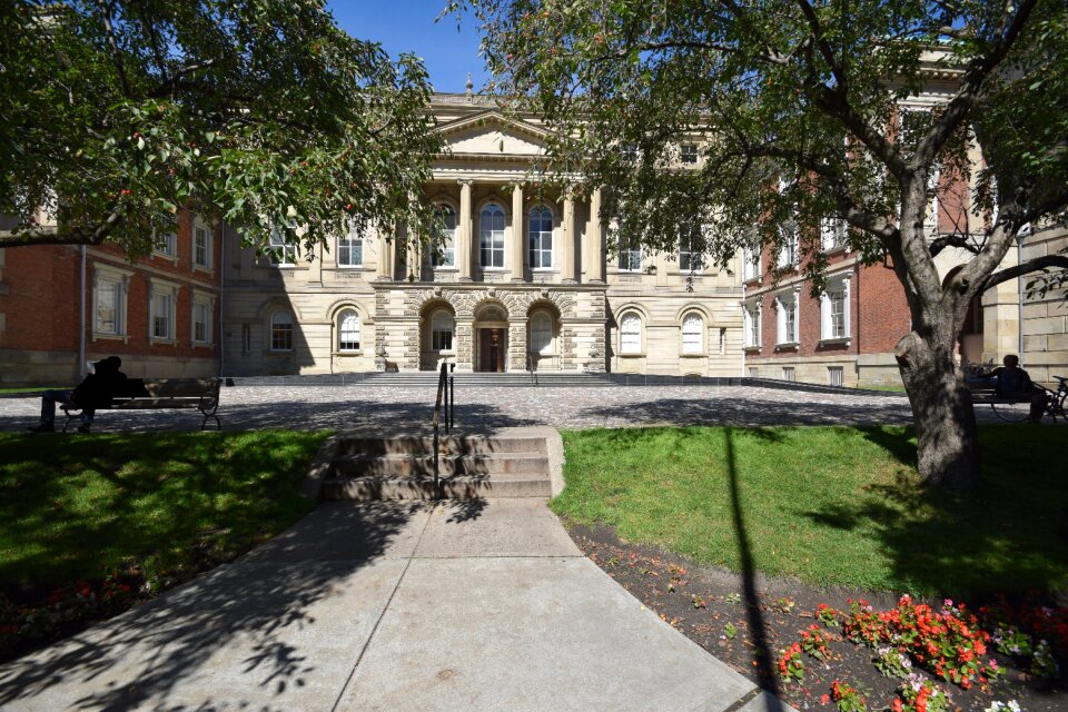 Courthouse legal building