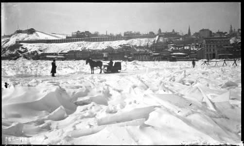 Pont de glace Québec-Lévis au 19' siècle (7) photo