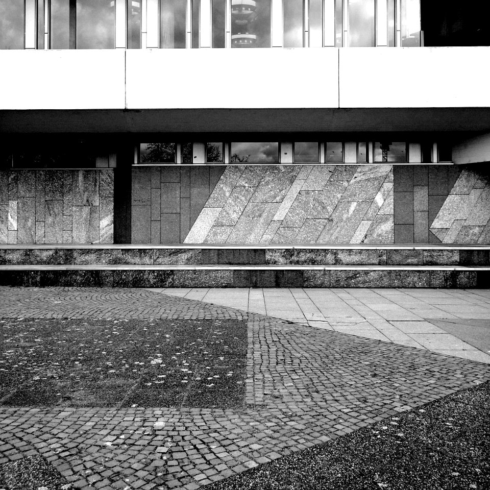 WP 20150327 088-001