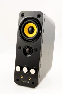 Volume bass tweeter photo