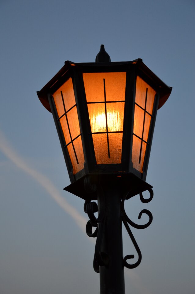 The light bulb fluorescent scattered light