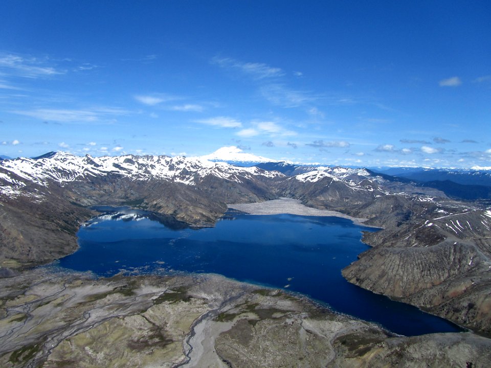 Helicopter Ride at Spirit Lake at Mt. St. Helens in Washington