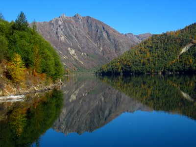 Coldwater Lake Trail at Mt. St. Helens