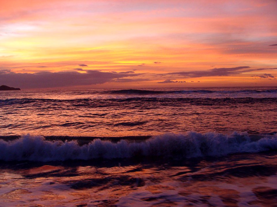 anawangin-zambales-8