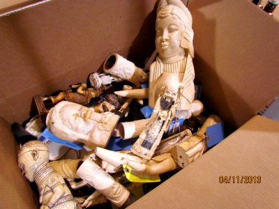 Single box of small ivory carvings