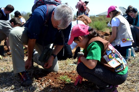 San Diego Bay National Wildlife Refuge - Milkweed Planting Event
