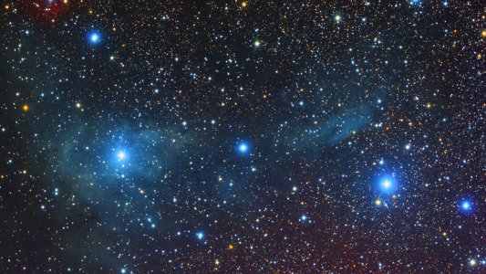 Faint and blue, vdB14 & vdB15 in Camelopardalis photo