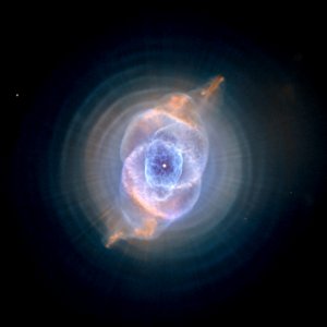 Dying star creates fantasy-like sculpture of gas and dust