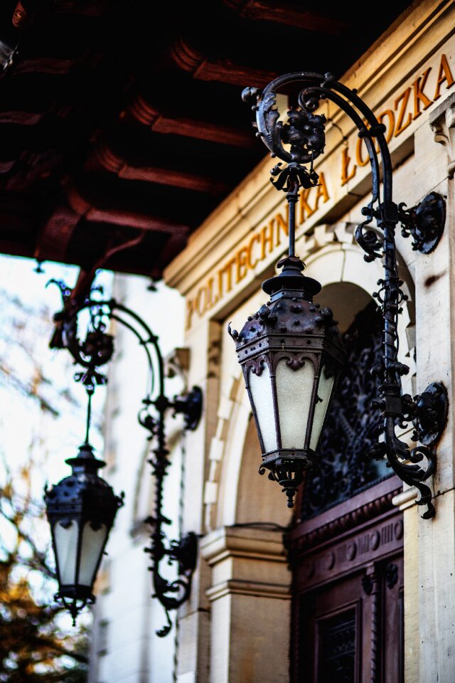 Lantern architecture doors