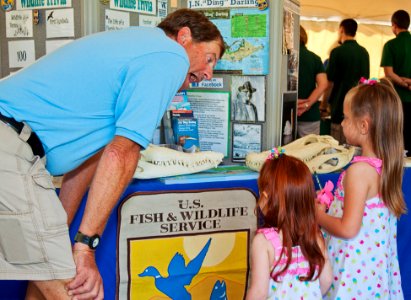 Ken from R. N. "Ding" Darling National Wildlife Refuge talks to Delilah and Leah
