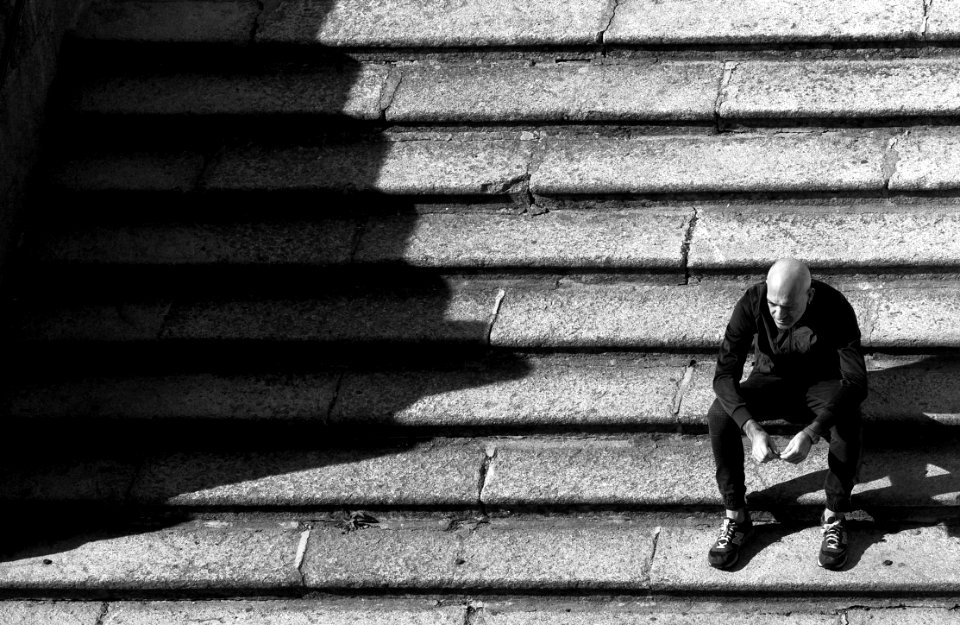 Sentaíto en la escalera...