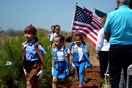 San Diego Bay National Wildlife Refuge - Milkweed Planting Event